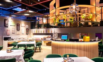 ViFan Oasis Hotel(University of science&Technology Beijing
