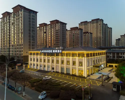 Lavande Hotel (Pizhou East Station Taohuadao Park) Hotels in Pizhou