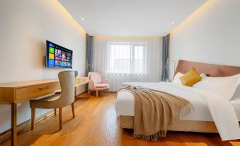 M28 Hotel