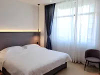 Wuyang Hotel (Danzhou Bus Station) - 2 Yıldız