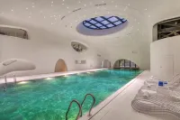 Crowne Plaza Zunhua Hot Spring Town Hotels in Zunhua
