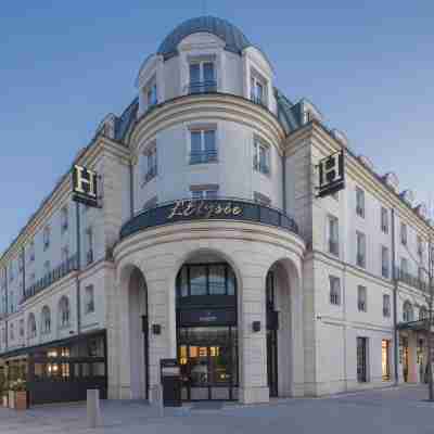 Hôtel l'Élysée Val d'Europe Hotel Exterior