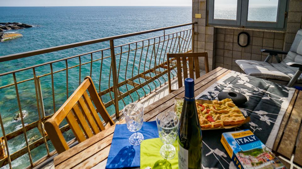 Unda de Ma Apartment with AC & Sea View Balcony