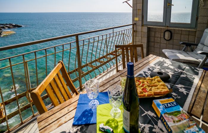 Unda de Ma Apartment with AC & Sea View Balcony