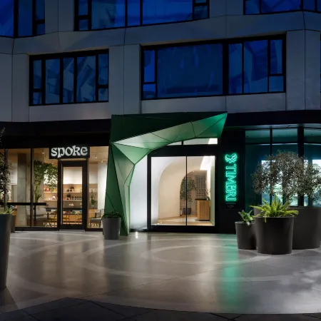 Timbri Hotel San Francisco, Curio Collection by Hilton Отели рядом с достопримечательностью «Авиакомпания»