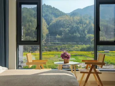 Wuyuan Dongli Minsu (Huangling Scenic Area Branch)