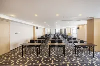 格美酒店（鷹潭月湖區西湖路店） - 停車場