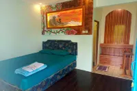 Aloha Beach House Hotels in Tepus