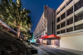 Ibis Hotel (Guangzhou Yuexiu Park Metro Station)