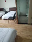 Haiyan South Hotel - 2-نجوم