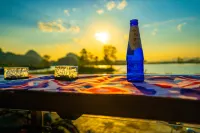 Yun · Xihu Most Beautiful Sunset Homestay (Puzhehei Scenic Area) - Bar