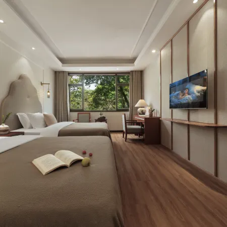 VALATOMS Hot Spring Courtyard Hotel (Baoguo Temple Branch, Emei Mountain)