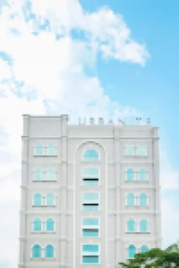 어바나이트 호텔 빠뚜사이 독립기념문 주변 호텔