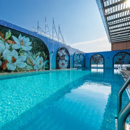 Grand Luxury Hotel Ninh Chu