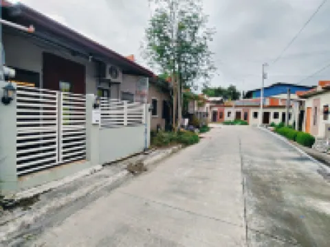 JZ Homestay - Cozy Home Near SM Savemore, Caraga State University & Bmc Hospital