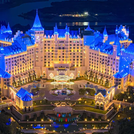 Zhengzhou Yinji Ice and Snow Hotel