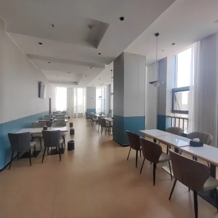 City Impression Smart Hotel (Dingzhou Dashijie Plaza)