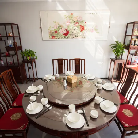 Yunjin Hotel