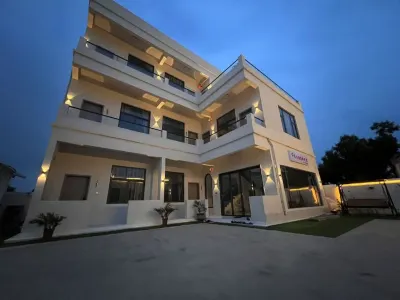 Nanjiji Qihai Homestay (Coral Reef Management Bureau) Hotel dekat Denglou Cape