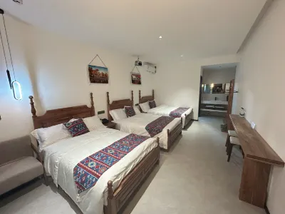 Jiduqiu · Villa Leisure Vacation Homestay (Yining Airport) Hotels near Yanglaoda Fruit