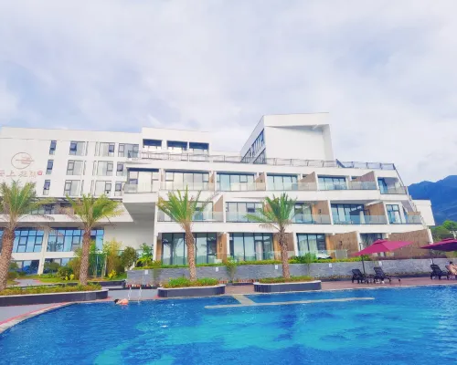 Wugong Mountain Yunshang Flower Resort Hotels in Luxi