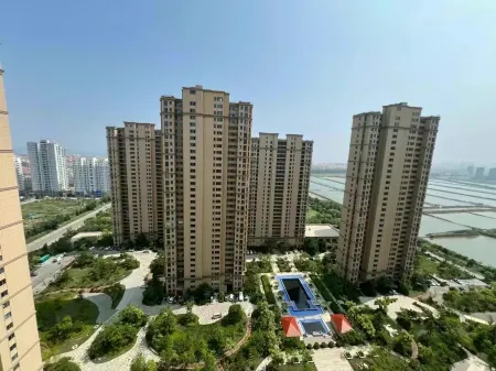 Guanhai No.1 Homestay Отели рядом с достопримечательностью «Thumb Plaza»