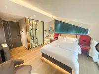 Saikeli Homestay (Sailimu Lake East Gate Tourist Center)