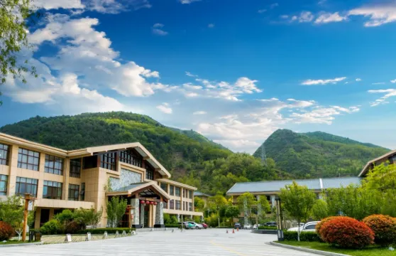 天水麥積山温泉旅遊酒店