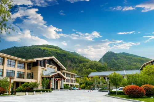 Tianshui Maiji Mountain Hot Spring Tourism Hotel Hotels in Tianshui