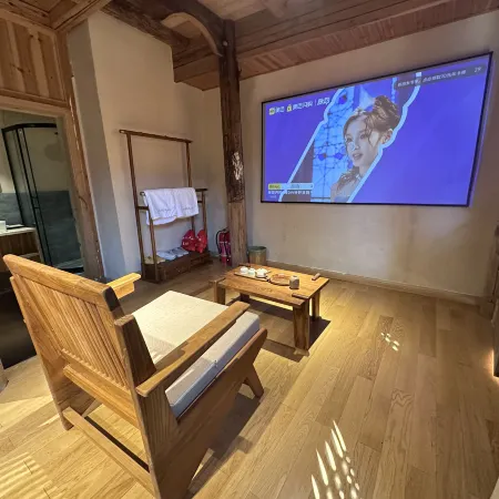 Cloud-Veiled Mountain Realm Retreat, Lishui Songyang