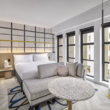 Hotel Indigo Melbourne Little Collins by IHG