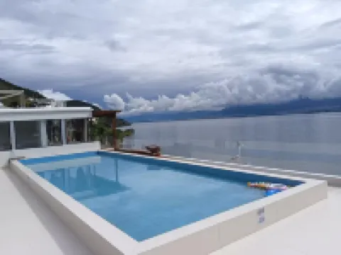 嵐悅裡·嶼你臨海私湯全海景花園美宿（文筆村洱海店）