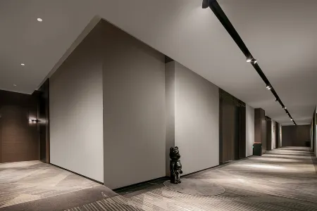 Molna Hotel Yibin Отели рядом с достопримечательностью «Chengdu College of Sichuan Foreign Studies University (Yibin Campus)»