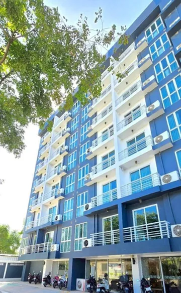 รูปภาพของวิวชายหาดวันอาทิตย์ จอมเทียน พัทยา