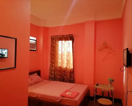 Son-J Lodge Hotéis em Calbayog