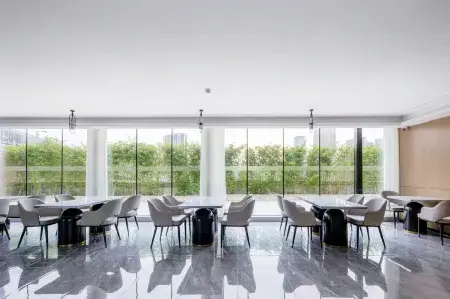 Yast International Hotel Отели рядом с достопримечательностью «Tiexiang Temple»