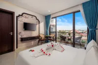 ELC ブティック ホイアン ホテル