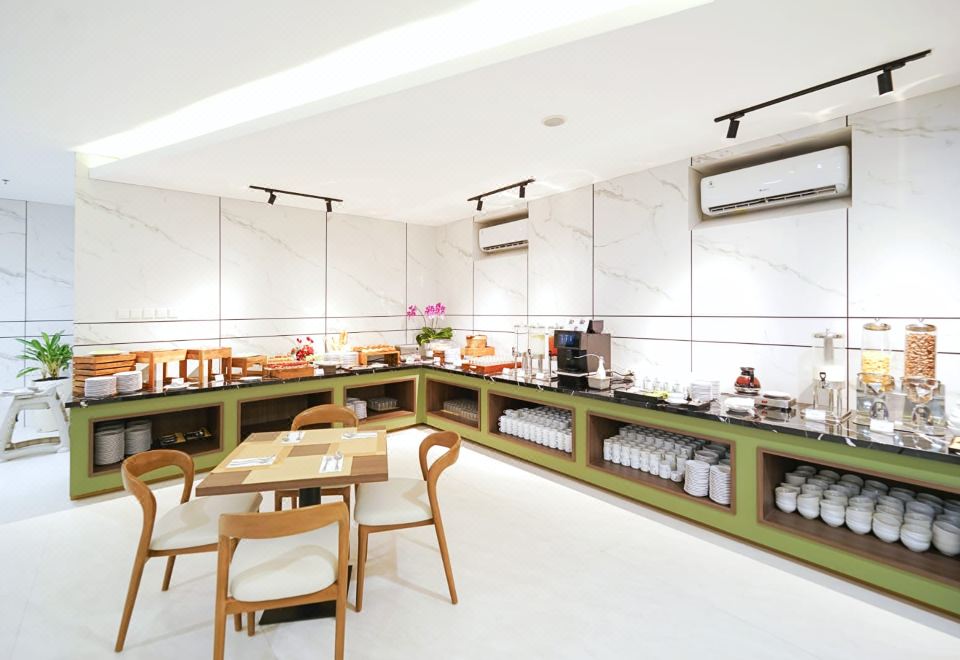 그랜드 위즈 호텔 프락시스 수라바야