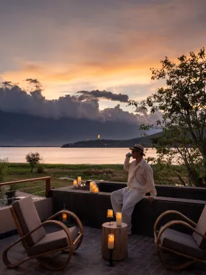 Dali Kongsanshu Fengmian Art Seaview Hotel