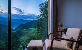 Longsheng Aiqing bathing courtyard residential accommodation (Longsheng Longji terraced shop)