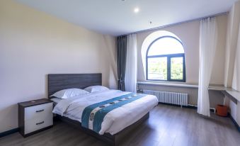 Winter Sunshine Hotel