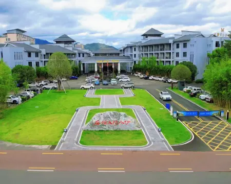 Yishuiwan Hotel Hotels in Luanchuan