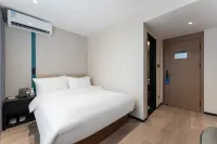 Urba Hotel (Putian Licheng District Historical and Cultural Block)