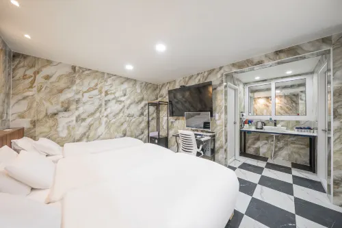 Mungyeong Star Hotel - parking