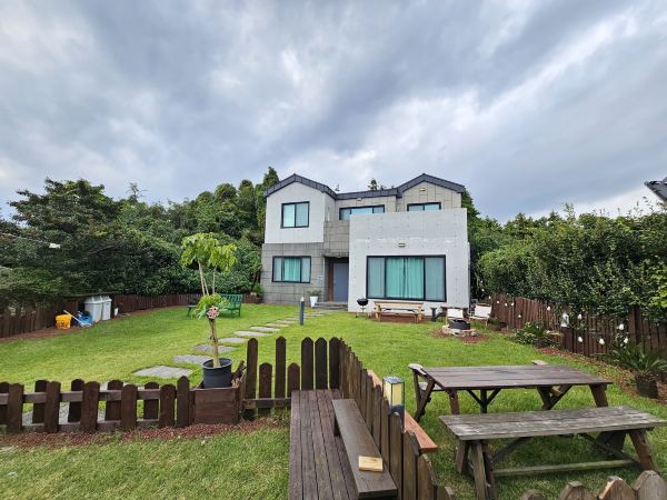 Shine Village 143