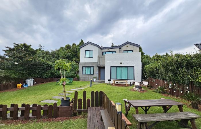 Shine Village 143