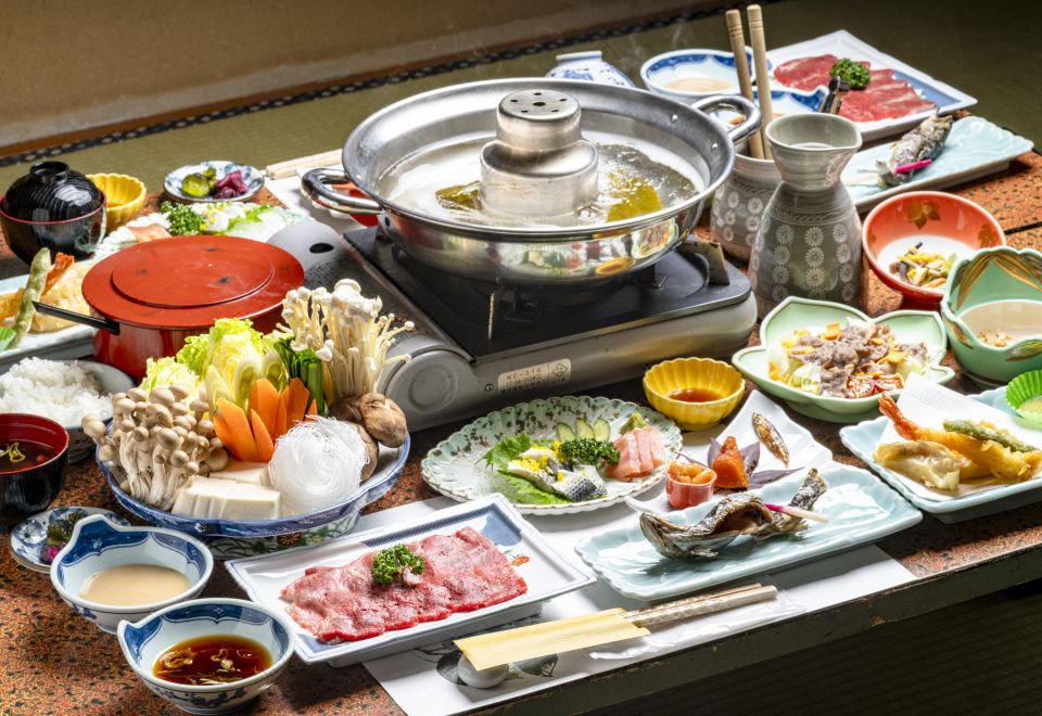 료칸 야케노유의 전통적인 객실 내부
