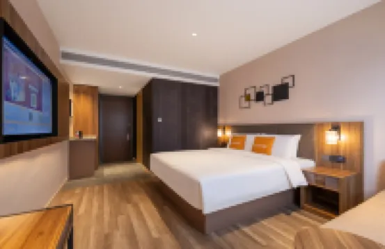 Home Inn Plus(Yantai Fuhai Road RT-Mart Store) Các khách sạn ở Yên Đài