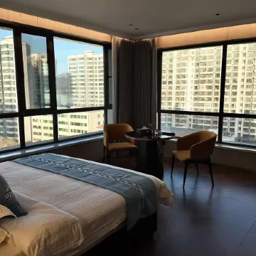 Huating Yijia Smart Choice Hotel