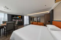 โรงแรมโมชังไลท์ลักซูรี่ ซิตี้วิวที (สถานีรถไฟซินหยาง) - บริการรถรับส่ง